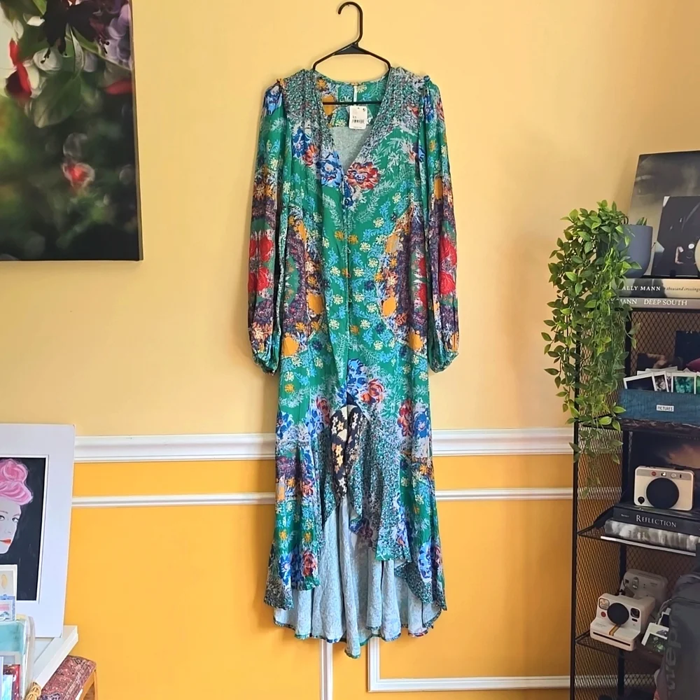 Free People beautiful tags